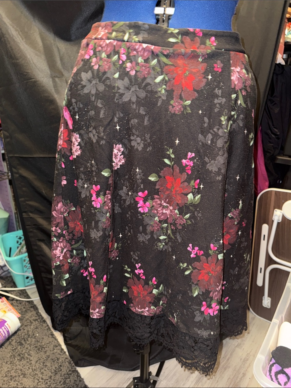 torrid Black Floral Lace-Hem Circle Skirt with Red & Pink Blooms